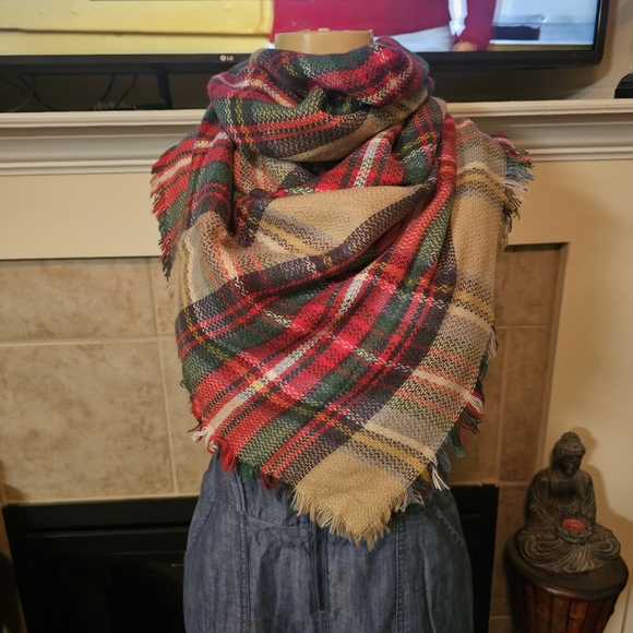 Accessories - New Large Plaid Multicolor Blanket Scarf.